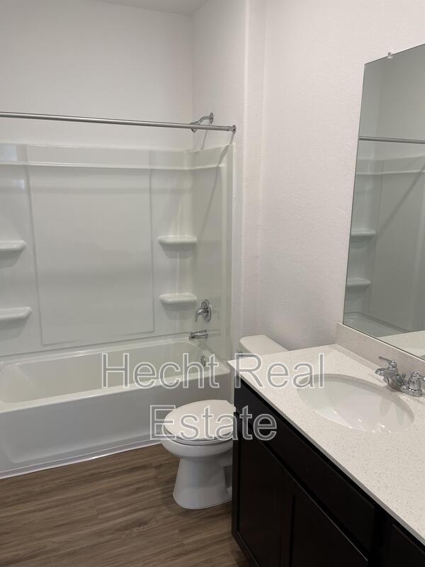 Foto del edificio - 10646 Vinateros Dr