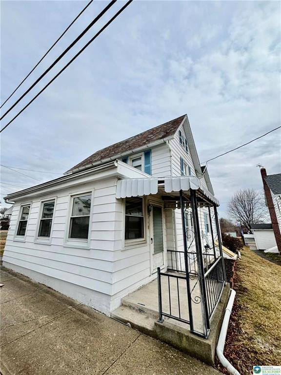 Foto del edificio - 14 W Main St