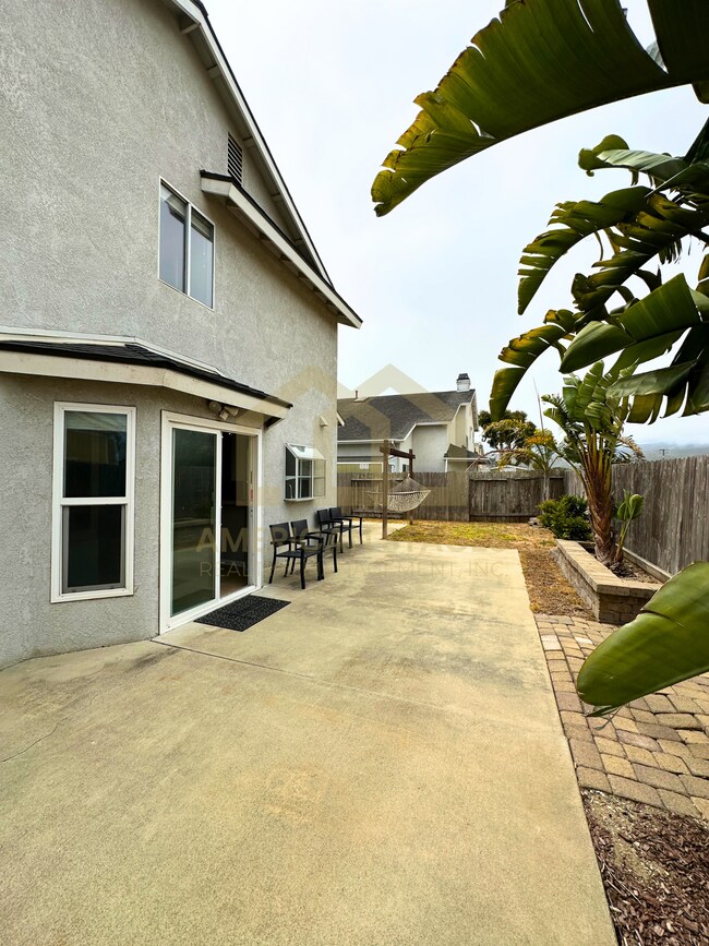 Foto del edificio - 1345 Marigold Way