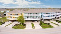 Primary Photo - 709 N Bayshore Dr