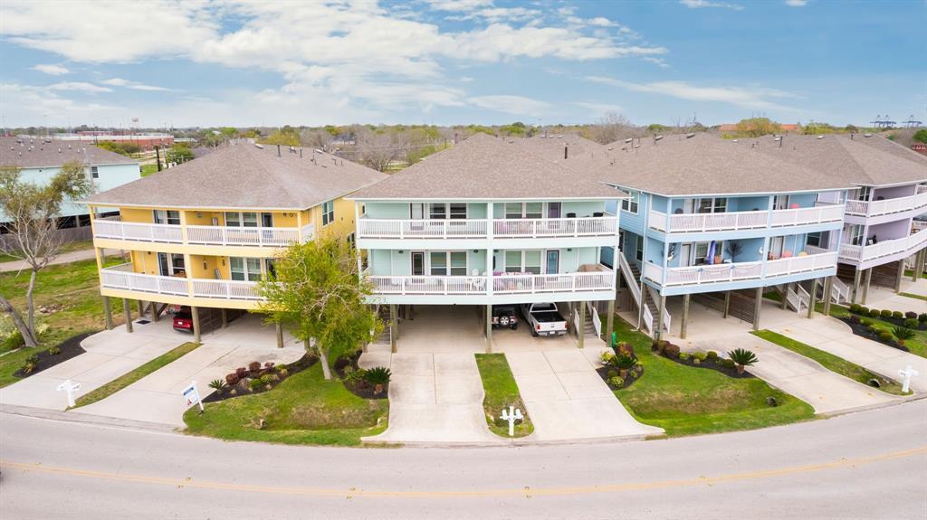 Primary Photo - 709 N Bayshore Dr