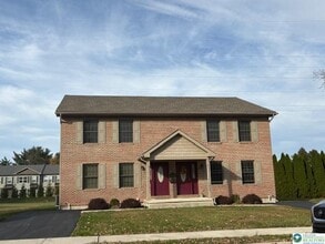 Building Photo - 1055 Decatur St