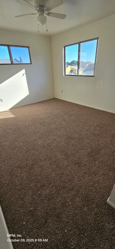 Building Photo - 206 Myrtlewood Dr