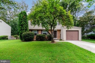 Building Photo - 5713 Heming Ave
