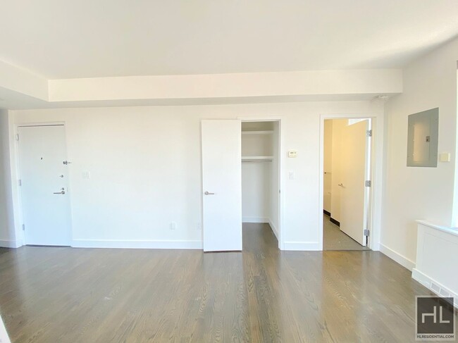Foto del edificio - Studio with Terrace - 20th Floor