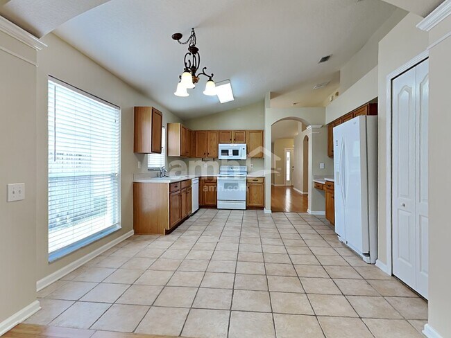 Foto del edificio - 807 Ridge Haven Dr