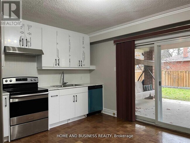 Building Photo - 1648 Sunnycove Dr