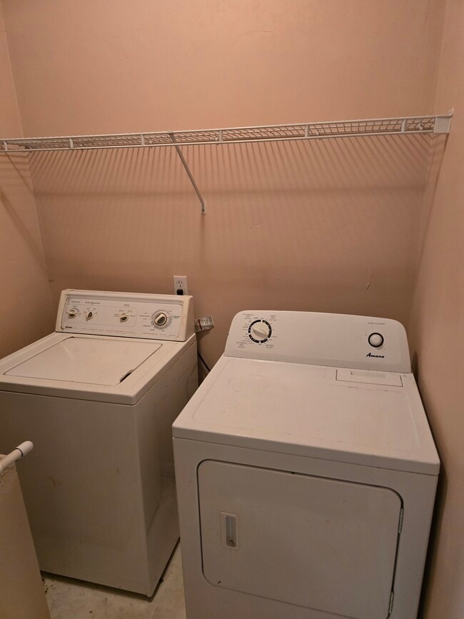 Foto del edificio - 2014 Midyette Rd