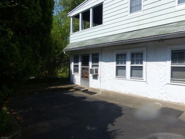 Primary Photo - 20 Hamilton Rd