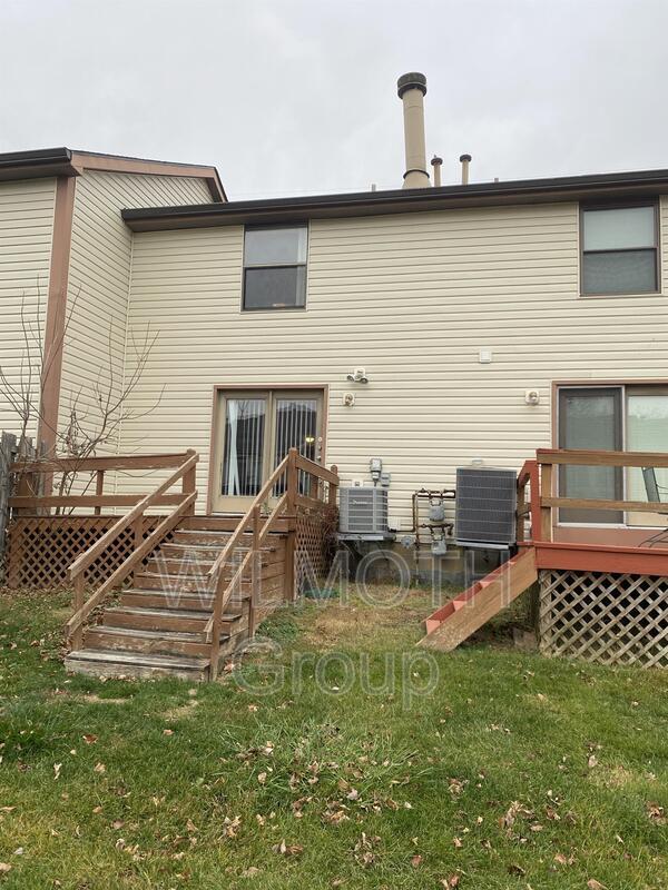 Building Photo - 8576 Hague Rd