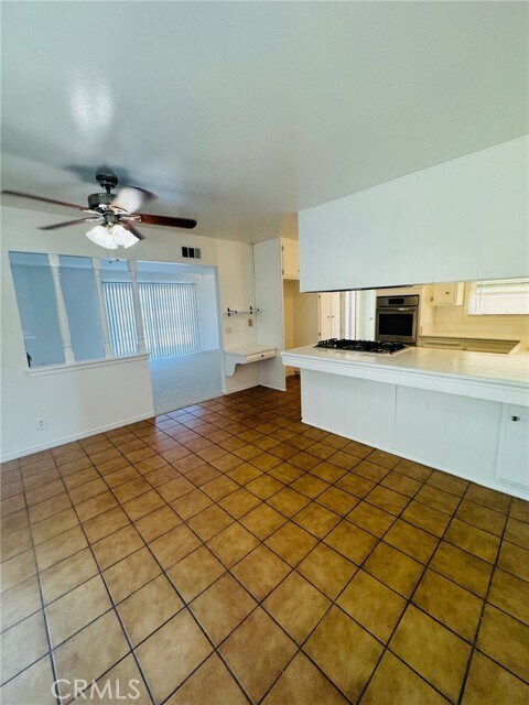Foto del edificio - 17598 Chestnut St