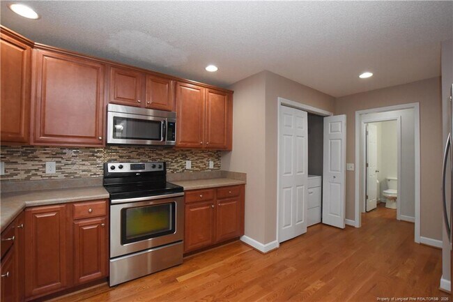 Foto del edificio - 730 Northview Dr