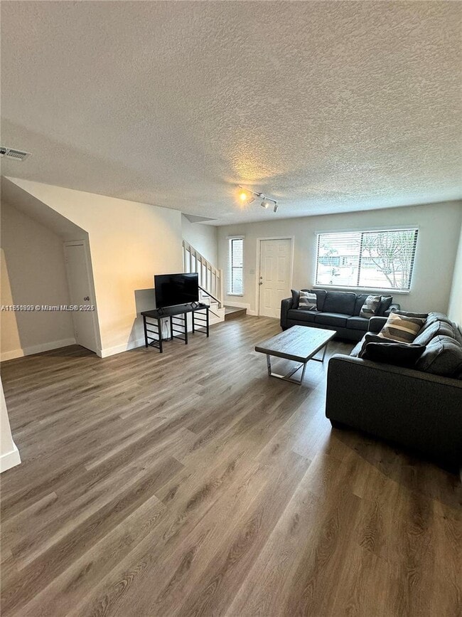 Building Photo - 4303 Inlet Cir