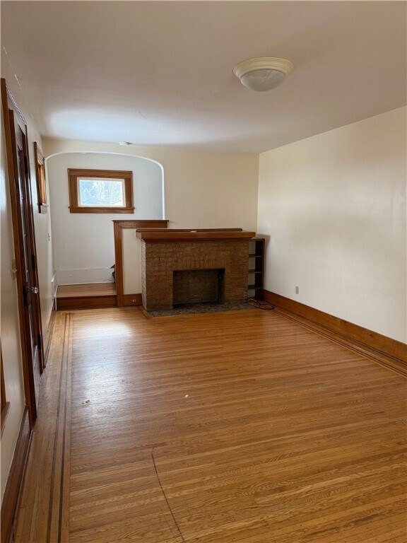 Foto del edificio - 229 Inglewood Dr