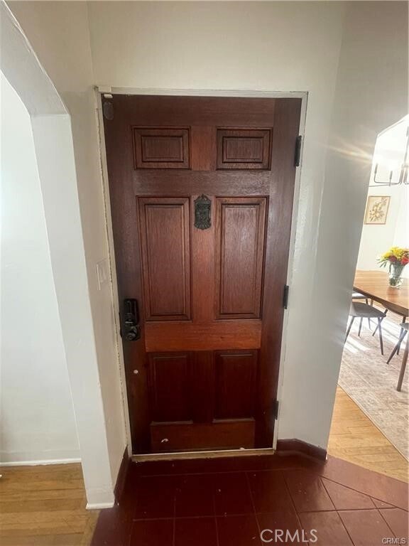 Foto del edificio - 4586 Sunnyside Dr