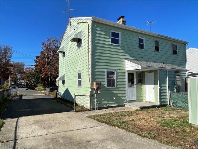 Foto del edificio - 213 Larkin Ct