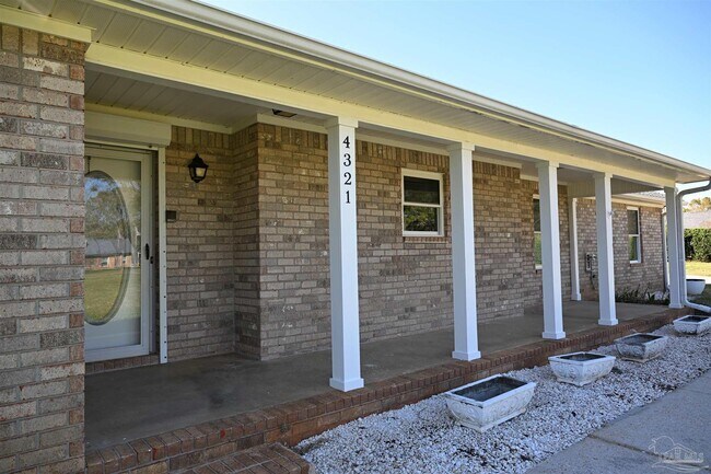 Foto del edificio - 4321 Molino Meadows Dr