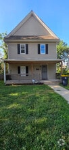 Building Photo - 1319 E 32 Terrace
