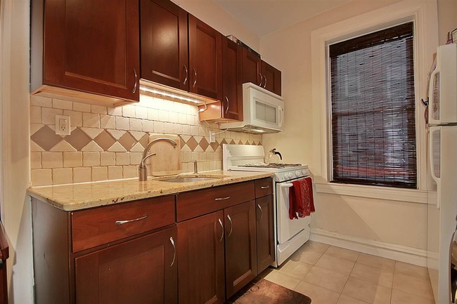 Foto del edificio - 3718 Park Ave