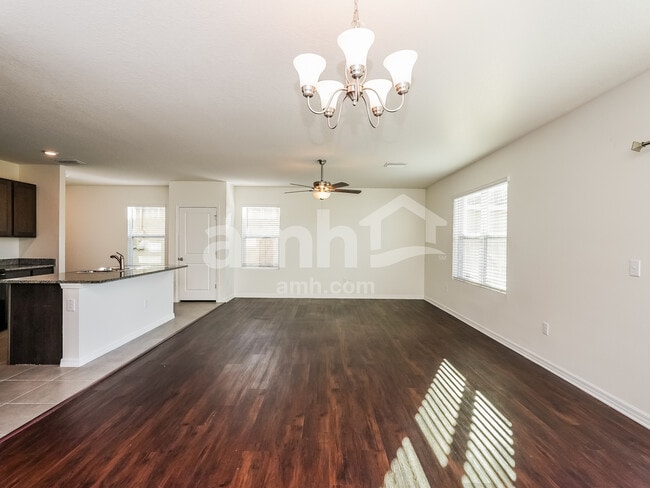 Building Photo - 8118 Pelican Reed Circle