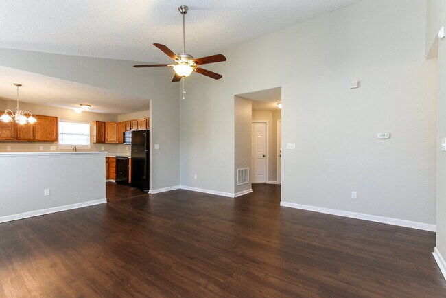 Foto del edificio - 4052 Caddy Way