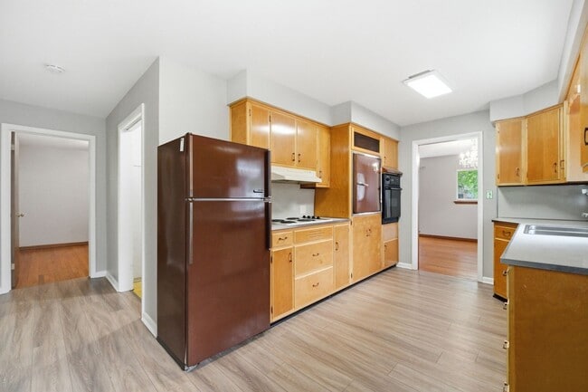 Foto del edificio - 3233 Brady Ln