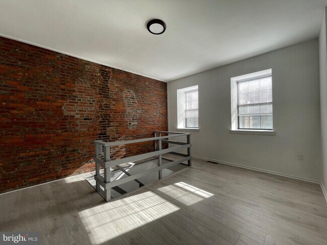 Foto del edificio - 505 Pine St