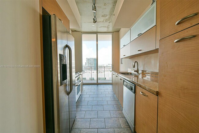 Foto del edificio - 2275 Biscayne Blvd Blvd