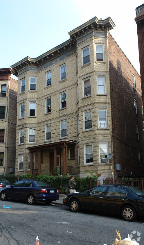 Foto del edificio - 116 Saratoga Ave