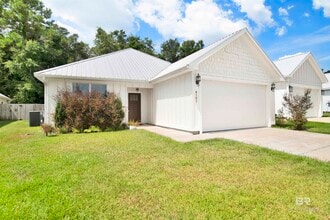 Building Photo - 8101 Carmel Cir