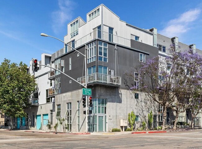 Foto del edificio - 969 Sigsbee St