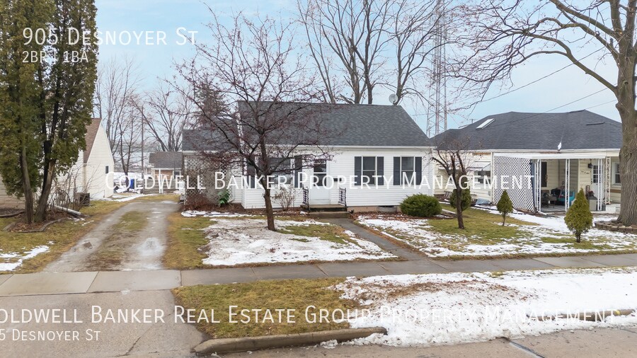 Foto principal - 905 Desnoyer St