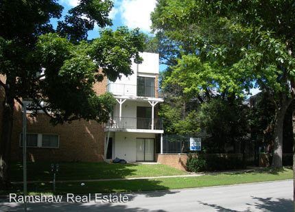 Primary Photo - 202 E White St