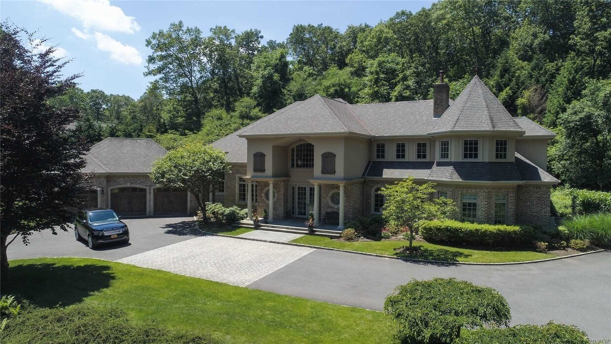 Primary Photo - 54 Tiffany Rd