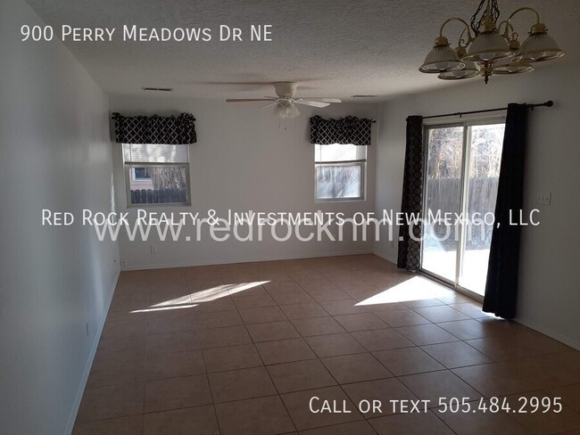 Foto del edificio - NICE 3BR/2BTH IN NORTHERN MEADOWS!