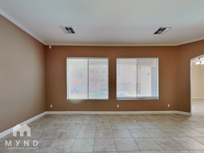 Foto del edificio - 3721 Tiger Ridge Ln