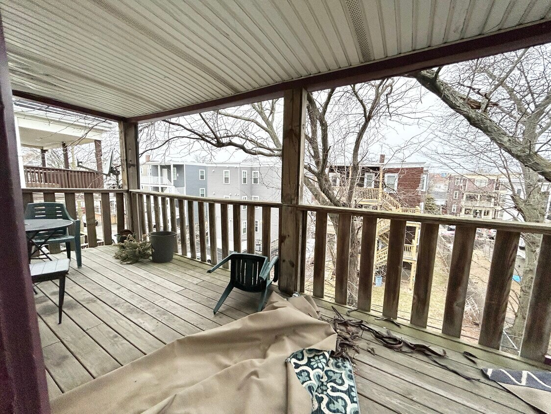 Primary Photo - 74 Romsey St