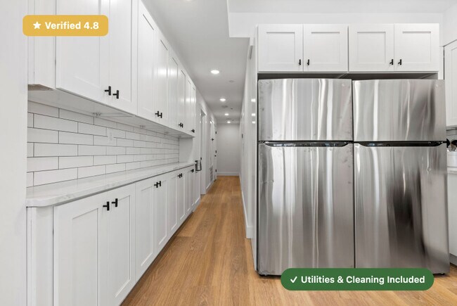 Foto del edificio - Furnished Private Bedroom with Private Bath in East Boston!