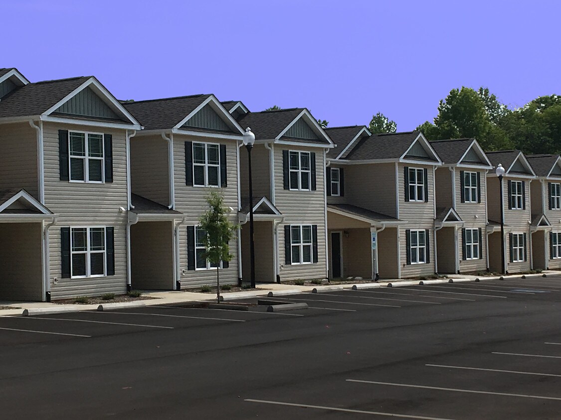 205 Old Church Rd, Lillington, NC 27546 Condo for Rent in Lillington