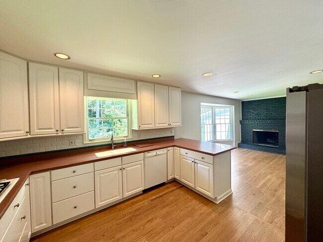 Foto del edificio - 5599 Bend Creek Rd