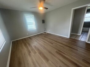 Building Photo - 4122 Craig Ave