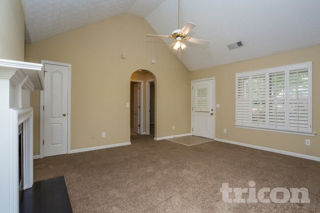 Building Photo - 233 Misty Ridge Trail