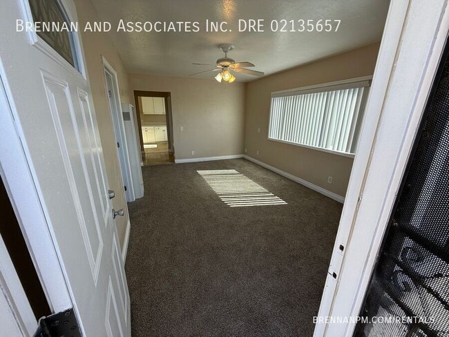 Building Photo - Newly Renovated 2-Bedroom Apartment in Pri...