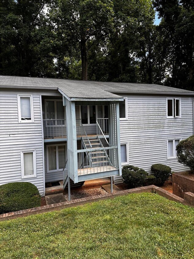 Building Photo - Renovated 1 bedroom 1 bath condo for rent ...