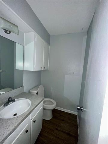 Building Photo - 7809 Woodfield Dr