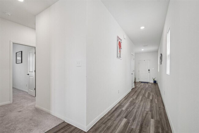Building Photo - 409 Redfish Ln