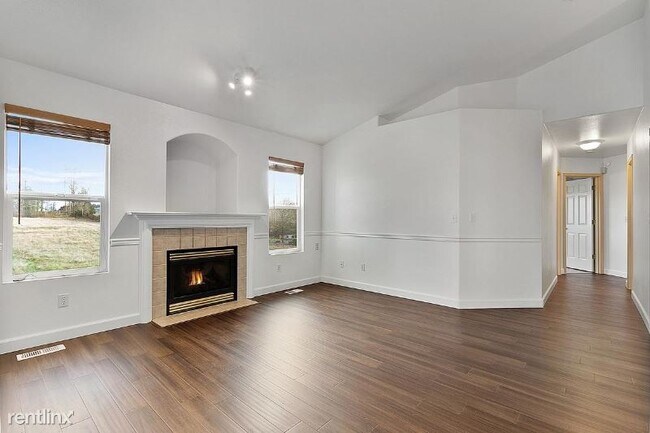 Building Photo - 3 br, 2 bath House - 390 26th Ave