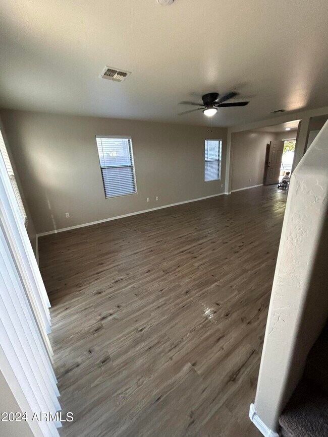 Foto del edificio - 2488 E Meadow Lark Way