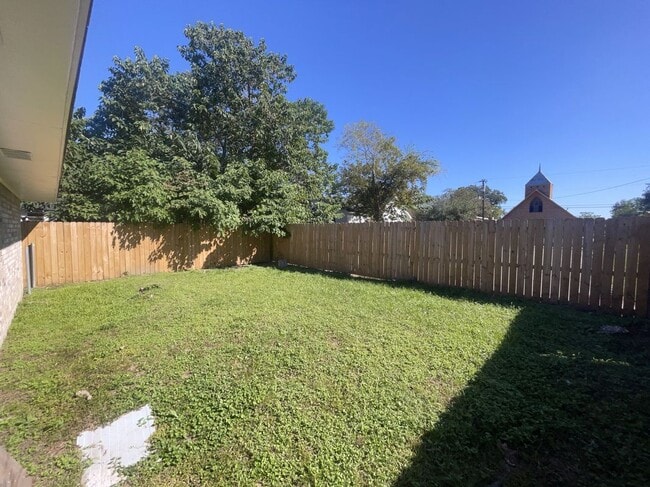 Foto del edificio - 1915 Tennessee St