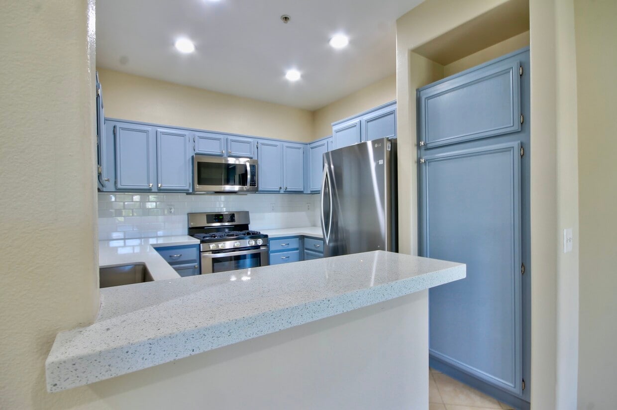 26426 Arboretum Way Unit 1, Murrieta, CA 92563 Condo for Rent in